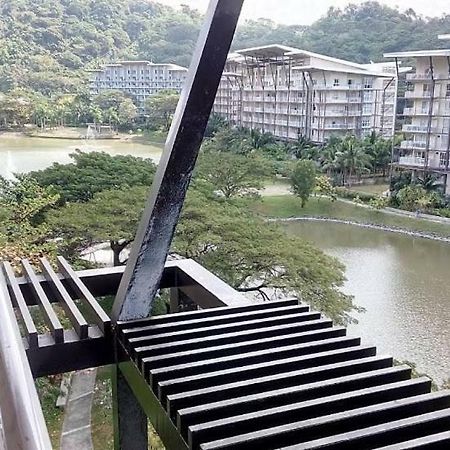 Pico De Loro Resort Condotel Nasugbu Exterior photo